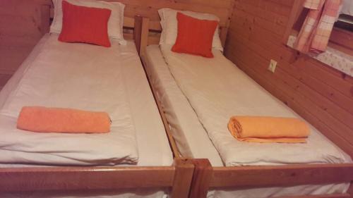 Twin Room with Shared Bathroom