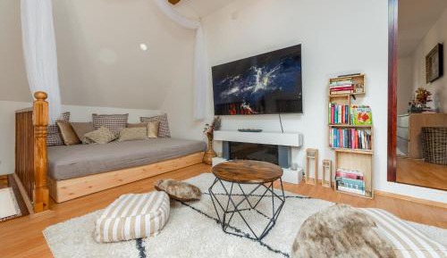 Three-Bedroom Holiday Home 