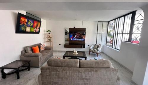 Three-Bedroom Deluxe Apartment