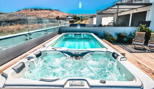 Two-Bedroom Apartment with Private Pool