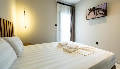 Superior One-Bedroom Apartment