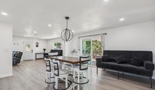 One-Bedroom House