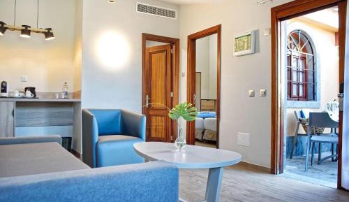 One-Bedroom Villa