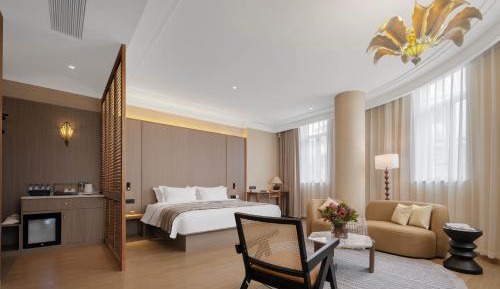 King Room