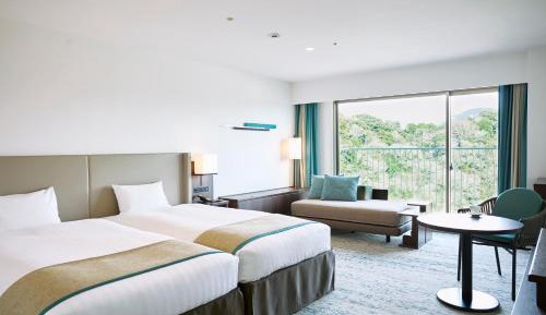 Standard Twin Room with Balcony