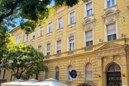 One-Bedroom Premium Apartment