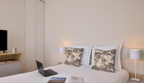 One-Bedroom Superior Apartment
