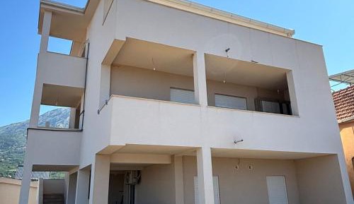 Two-Bedroom Apartment with Balcony and Sea View