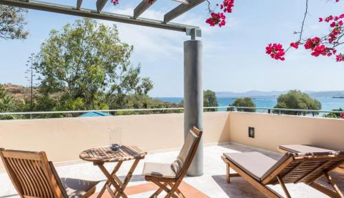 Deluxe Suite with Sea View