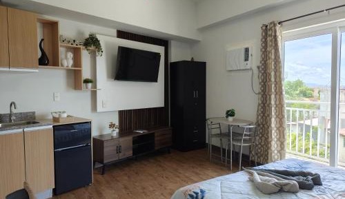 Studio with Balcony