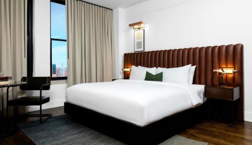 Standard King Room