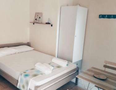 Studio with Garden View