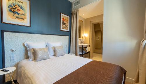 Small Single Room
