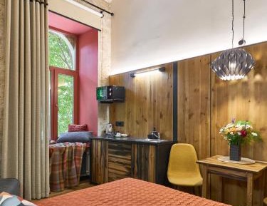 Studio Apartment with One Double Bed