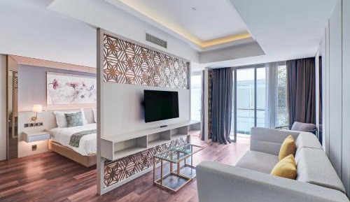 Junior Suite with Balcony