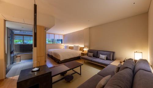 Twin Room with Private Bathroom