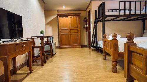 Quadruple Room with Balcony