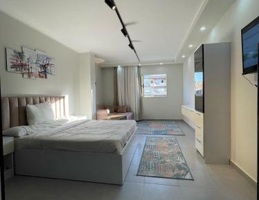 Studio with Sofa Bed