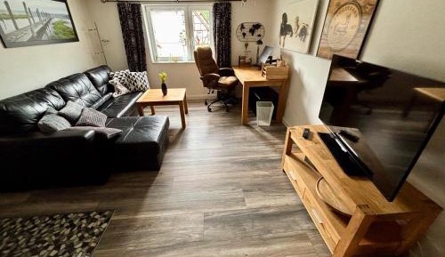 Superior One-Bedroom Apartment with Balcony
