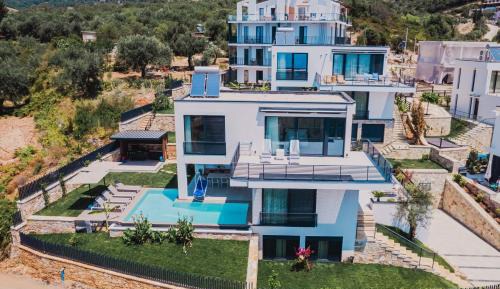 Villa with Sea View