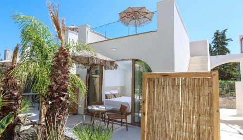 Suite with Pool View