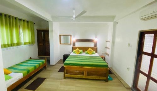 Luxury Triple Room