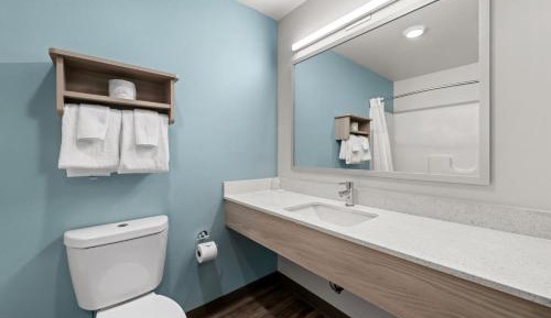 Queen Suite with Two Queen Beds - Non Smoking