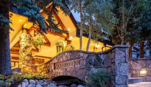 2 Queen Mountain View