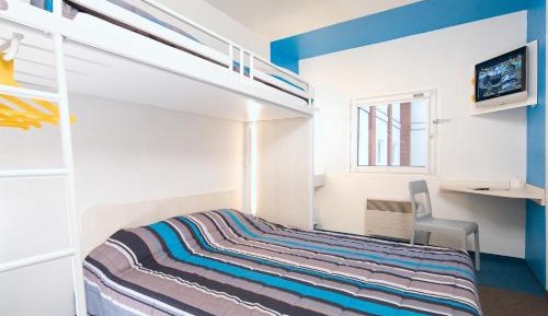 Triple Room with Shared Bathroom