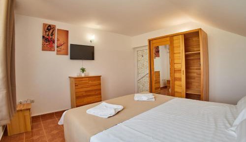 Double Room with Private External Bathroom