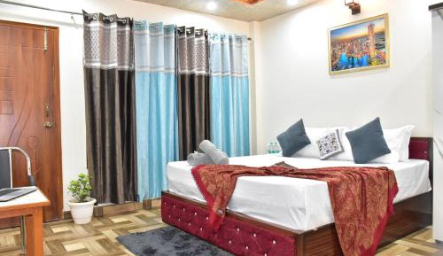 King Room with Mountain View