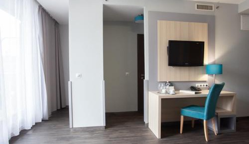 Standard Double or Twin Room with Terrace