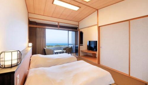 Japanese-Style Twin Room with Shared Bathroom