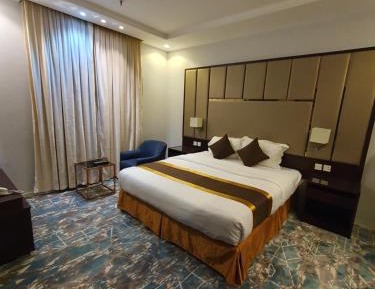 One-Bedroom Apartment with Balcony and Mountain View  