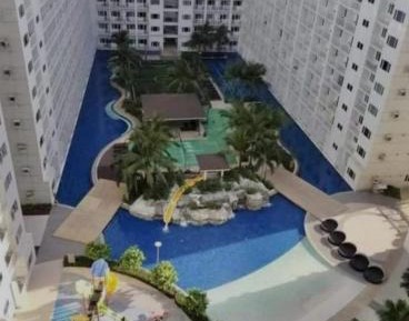 Apartment with City View