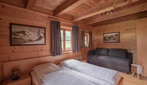 Two-Bedroom Apartment with Mountain View
