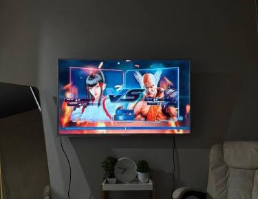 One-Bedroom Apartment with Balcony and Water View