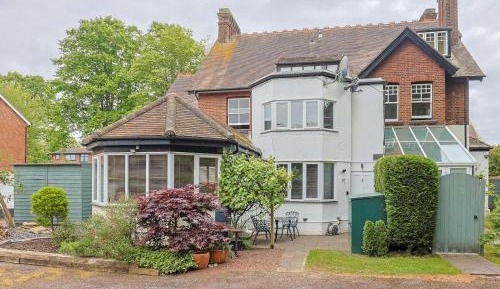 One-Bedroom House