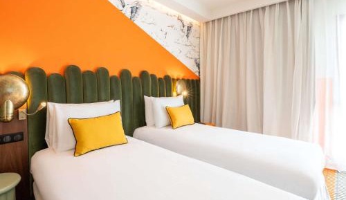 Standard Twin Room