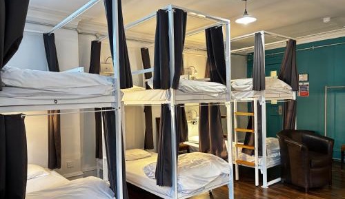 Bed in 10-Bed Mixed Dorm Ensuite