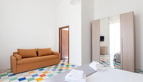 Superior One-Bedroom Apartment with Balcony
