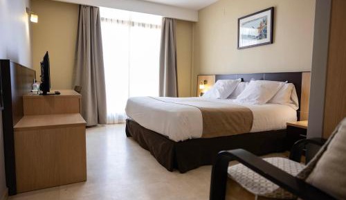 Twin Room with Side Sea View