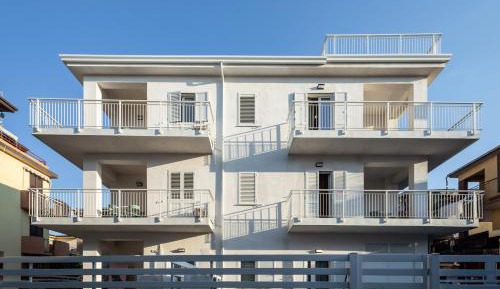 Two-Bedroom Apartment with Balcony and Terrace