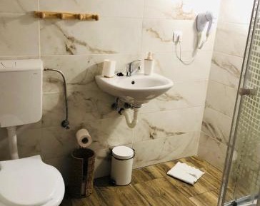 Triple Room with Bathroom