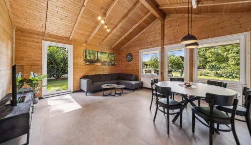 Four-Bedroom Holiday Home