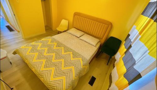 Queen Room with Shared Bathroom