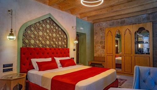 Deluxe Double Room with Shower