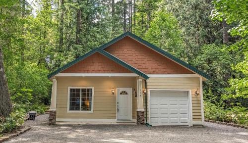 Two-Bedroom Holiday Home