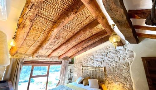 Superior One-Bedroom Apartment