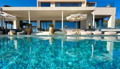 Deluxe Villa